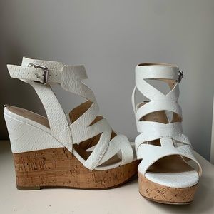 Guess white snakeskin wedges